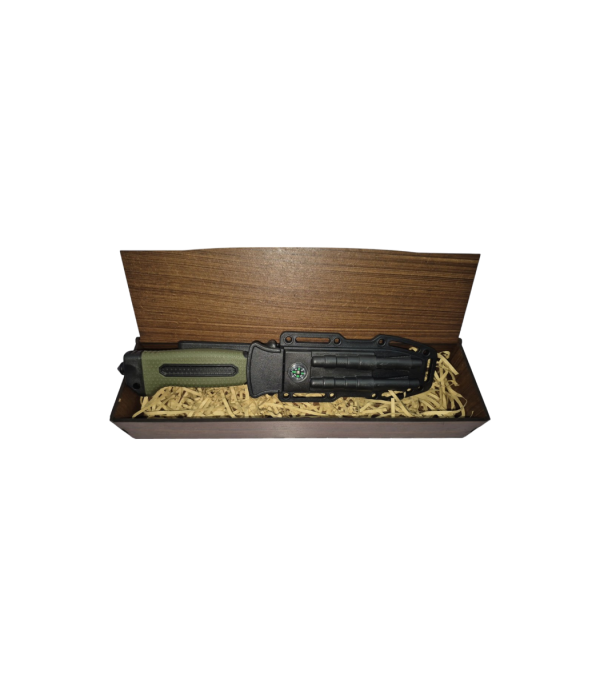 Hunting/Hiking Combat Knife with Flint in Gift Box