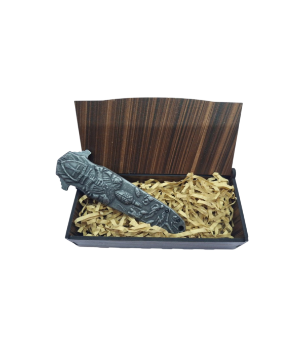 Screenshot 2025-05-21 145050-Photoroom Crusader Knight Knife in Gift Box